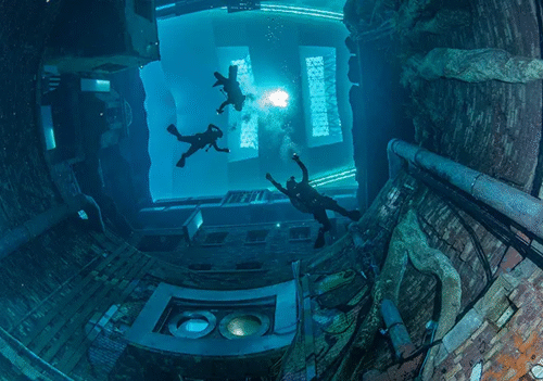 Deep Specialty Course + 1 Dive in Deep Dive Dubai