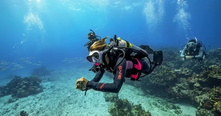 2 divers enjoying PADI Deep Diver Specialty Course Dubai.