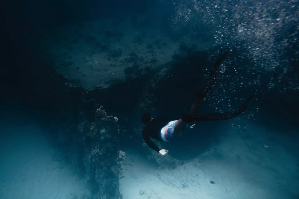 Unmask the Ocean's Wonders: Why Scuba Diving Rules in 2024